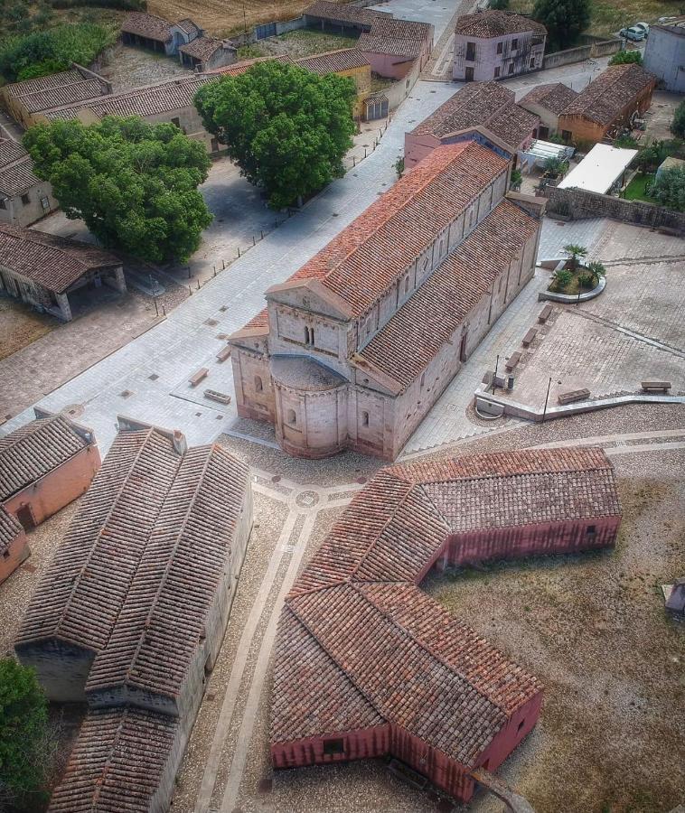 Domus Deiana Case Vacanza San Giovanni Suèrgiu Eksteriør billede
